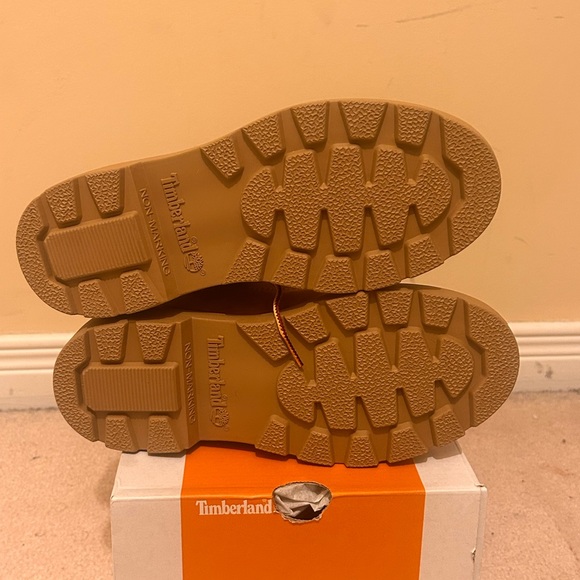 Timberland Tan Boots - Picture 6 of 6